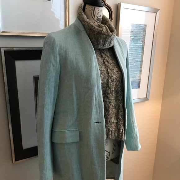 Forever 21 Sweater - Picture 5 of 9